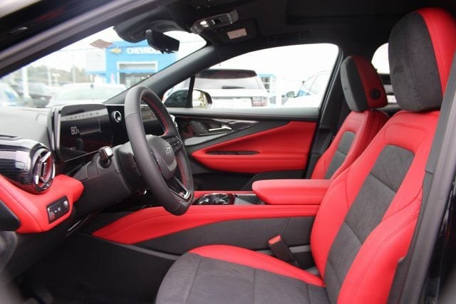 2025 Chevrolet Blazer EV RS - Photo 17