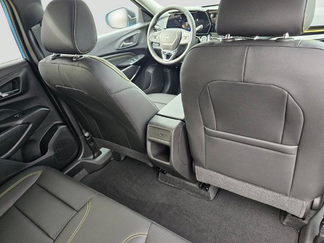 2026 Chevrolet Trax LT - Photo 17