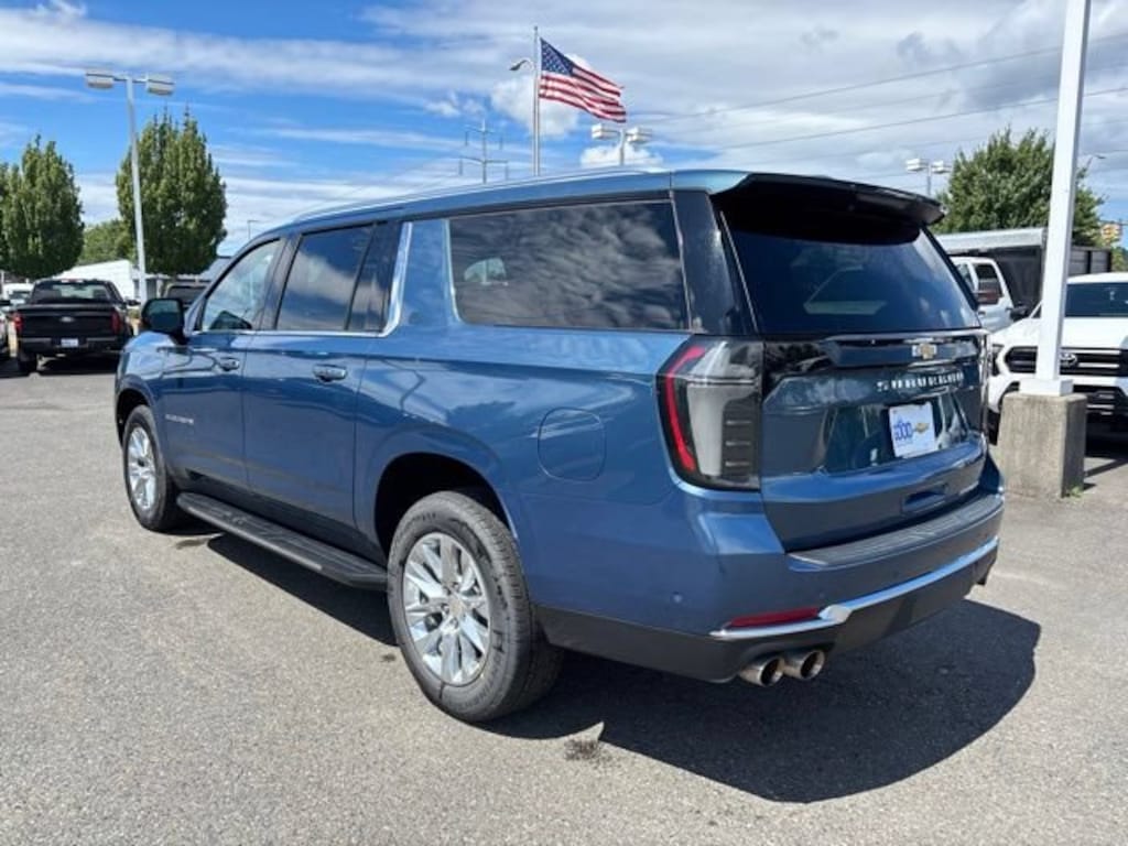 Used 2025 Chevrolet Suburban Premier SUV