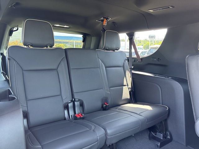 2026 Chevrolet Suburban Premier - Photo 41