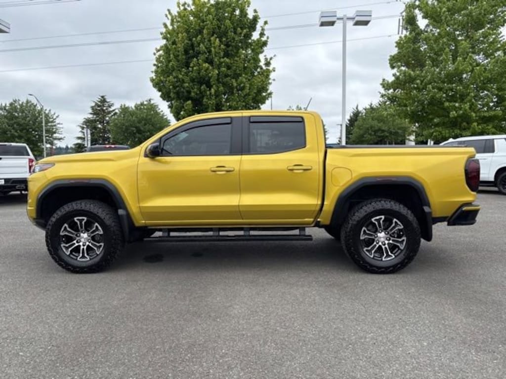 Used 2024 GMC Canyon AT4 Truck