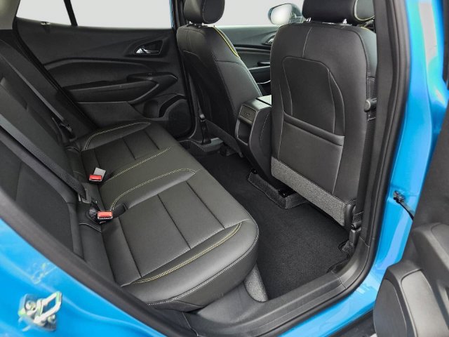2026 Chevrolet Trax LT - Photo 16
