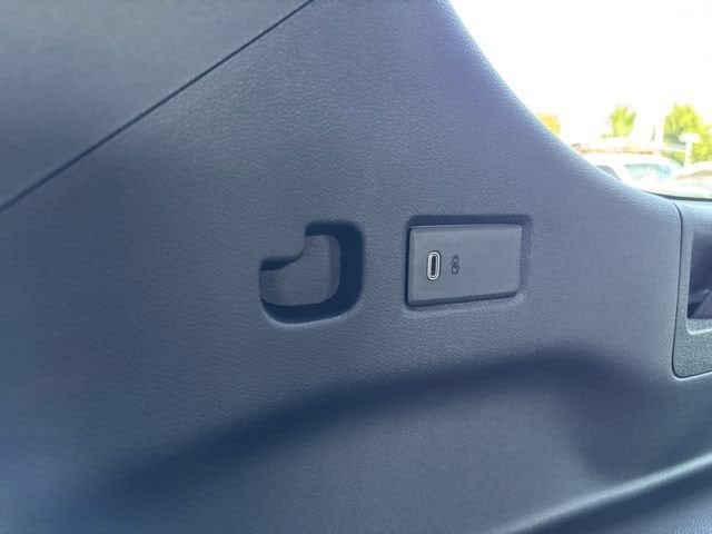 2026 Chevrolet Suburban Premier - Photo 45