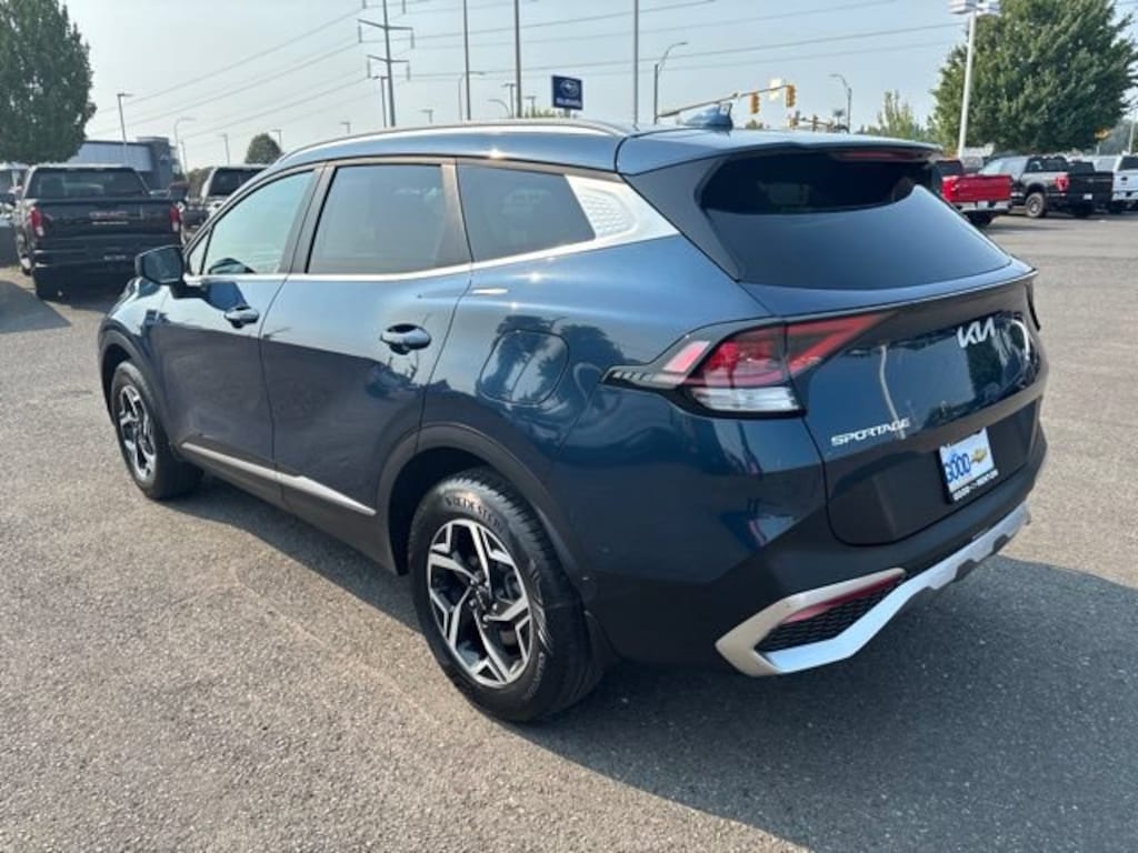 Used 2024 Kia Sportage LX