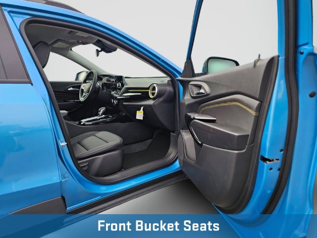 2026 Chevrolet Trax LT - Photo 13