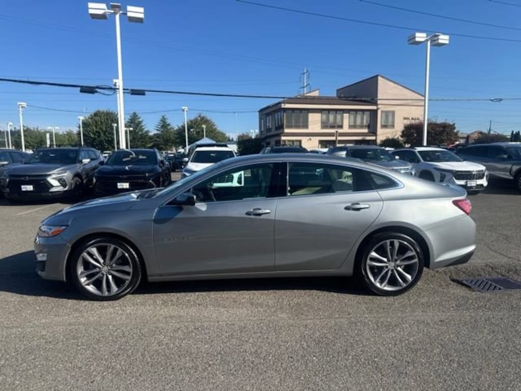 Used 2024 Chevrolet Malibu 2LT Car