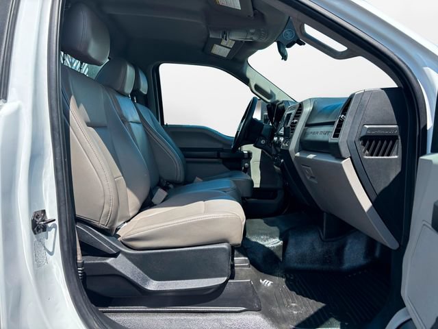 2019 Ford F-550 Super Duty Chassis Cab XL - Photo 15
