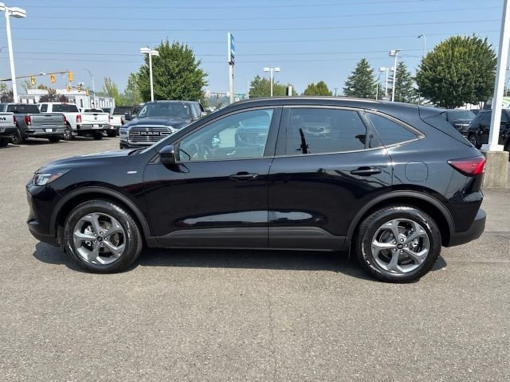 Used 2025 Ford Escape ST-Line Select