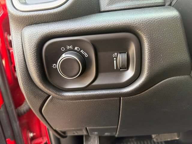 2021 RAM Ram 3500 Chassis Cab Tradesman - Photo 35
