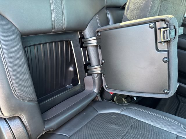 2022 Chevrolet Silverado 3500HD High Country - Photo 41