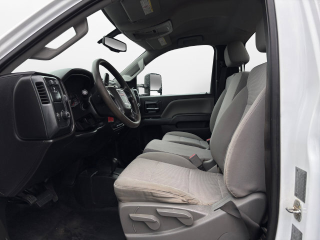 2018 GMC Sierra 3500 Chassis Cab Base - Photo 8