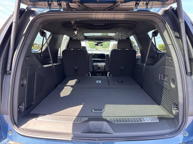 2026 Chevrolet Suburban Premier - Photo 37