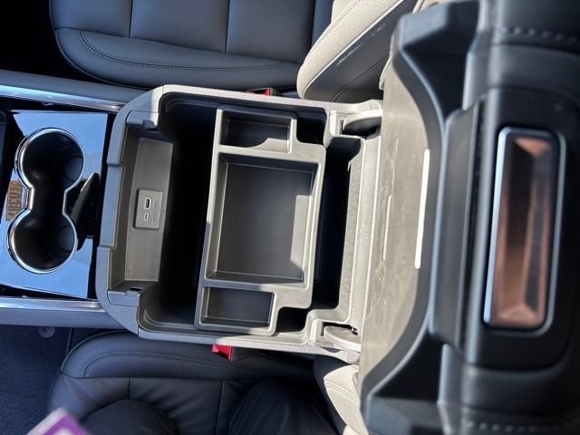 2026 Chevrolet Tahoe LT - Photo 28