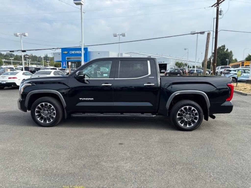 Used 2022 Toyota Tundra 4WD Limited