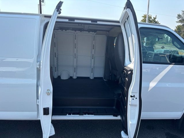 2025 Chevrolet Express Cargo 1WT - Photo 23