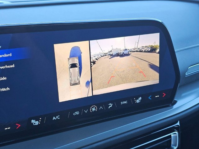 2027 Chevrolet Traverse LT - Photo 32