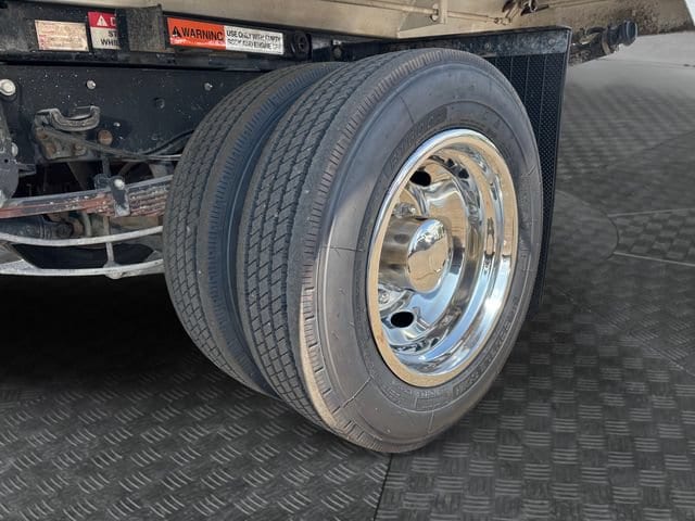 2019 Ford F-550 Super Duty Chassis Cab XL - Photo 14