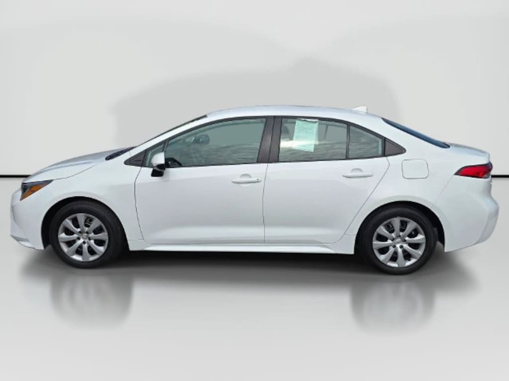 Used 2024 Toyota Corolla LE
