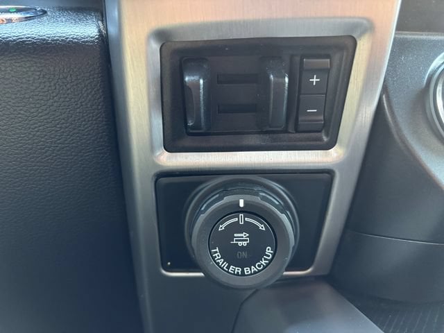 2021 Ford F-350 Super Duty Platinum - Photo 25