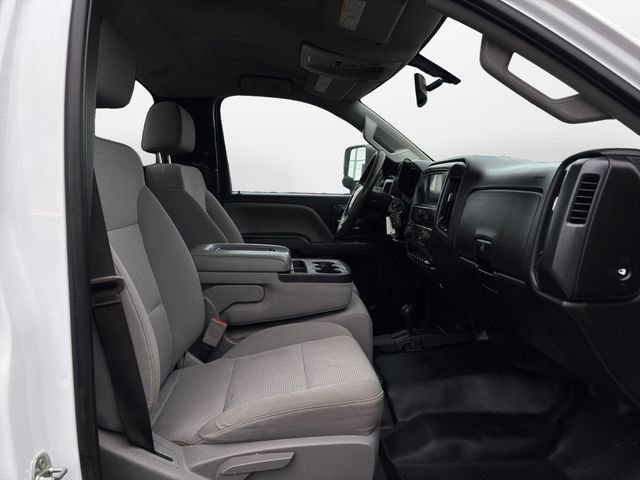 2018 GMC Sierra 3500 Chassis Cab Base - Photo 13