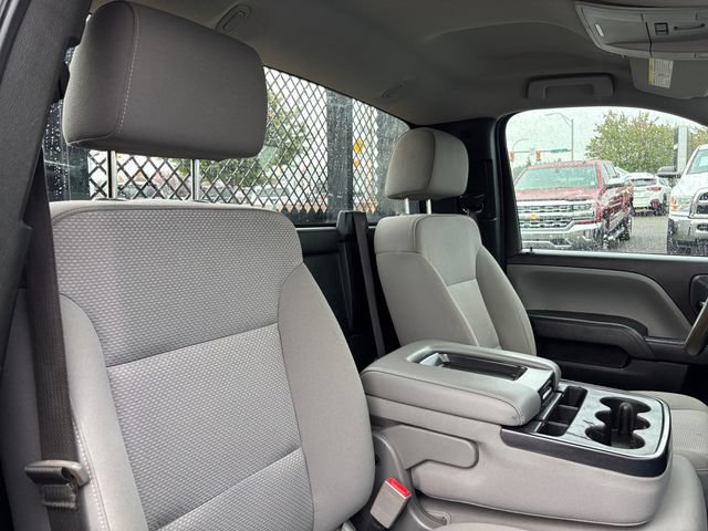 2018 GMC Sierra 3500 Chassis Cab Base - Photo 32