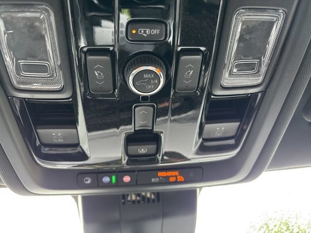 2026 Chevrolet Suburban Premier - Photo 29