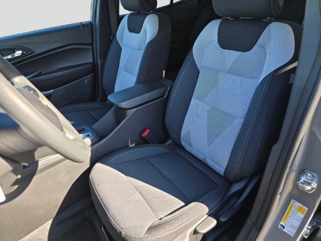 2026 Chevrolet Trax LS - Photo 26