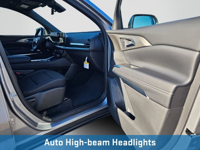 2027 Chevrolet Traverse LT - Photo 12
