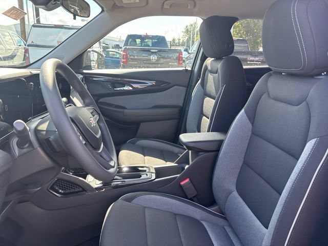 2026 Chevrolet Trailblazer LS - Photo 8