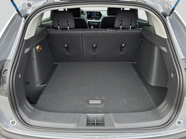 2026 Chevrolet Trax LS - Photo 46