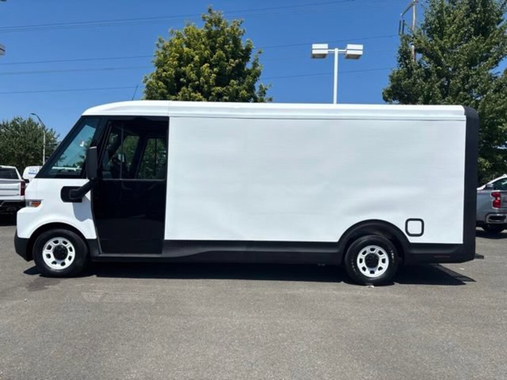 Used 2023 Brightdrop Zevo 600 EJY Cargo Van