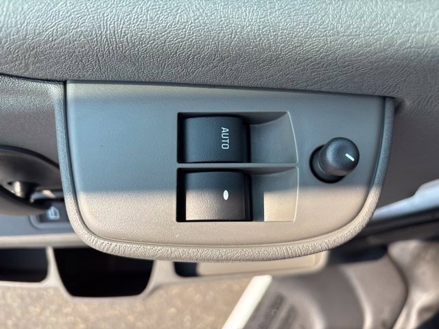 2025 Chevrolet Express Cargo 1WT - Photo 15