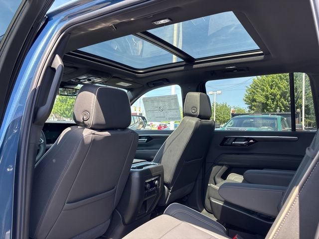 2026 Chevrolet Suburban Premier - Photo 32