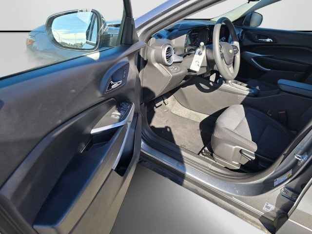 2026 Chevrolet Trax LS - Photo 24