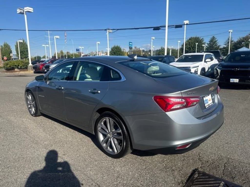 Used 2024 Chevrolet Malibu 2LT Car