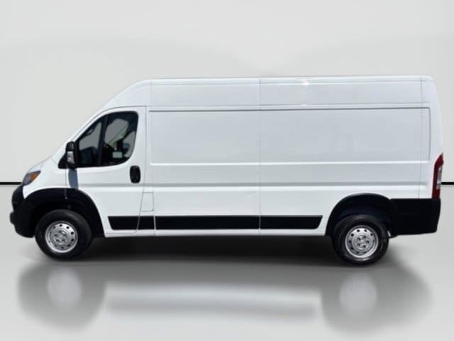 3C6MRVHG1PE592670