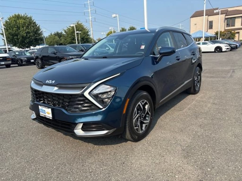 Used 2024 Kia Sportage LX