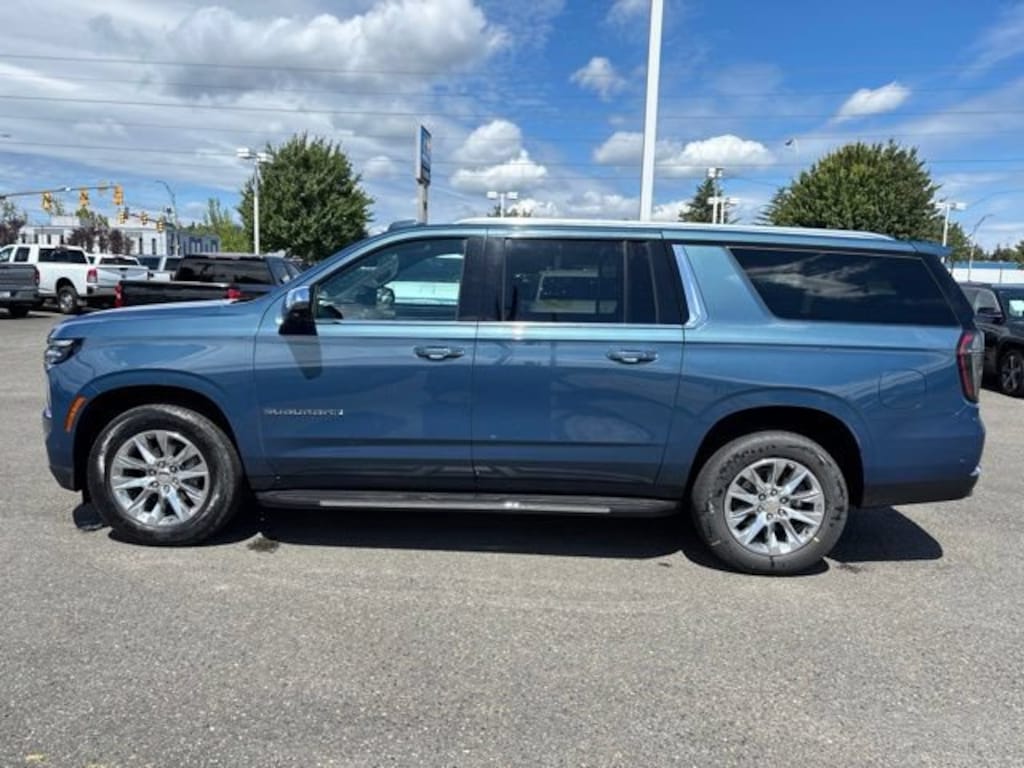 Used 2025 Chevrolet Suburban Premier SUV