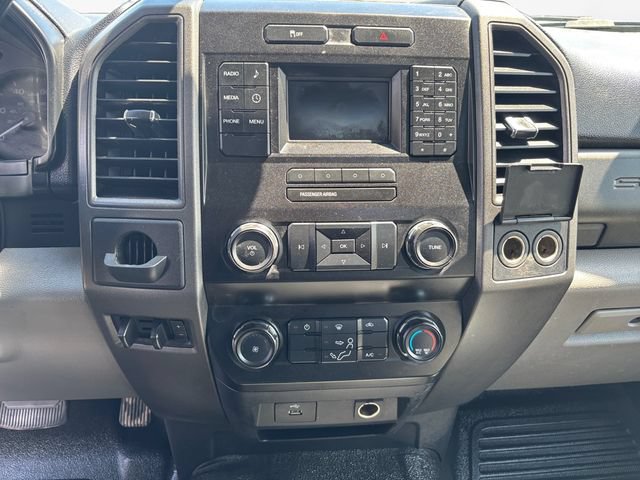 2019 Ford F-550 Super Duty Chassis Cab XL - Photo 11