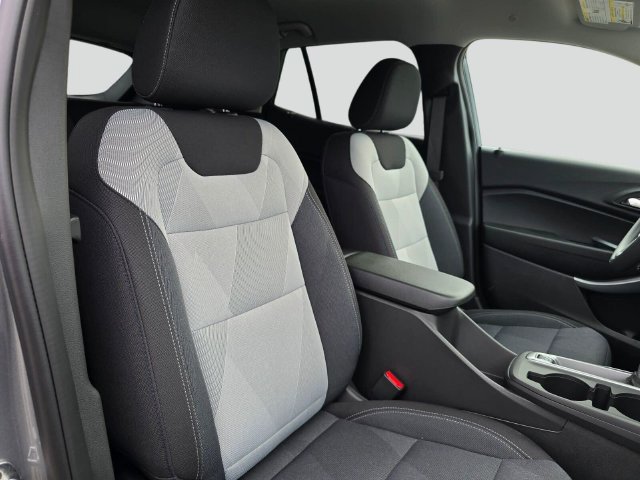 2026 Chevrolet Trax LS - Photo 42