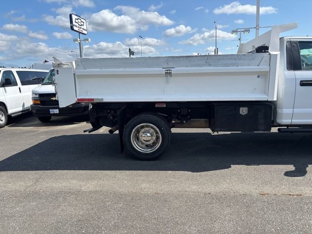 2019 Ford F-550 Super Duty Chassis Cab XL - Photo 24