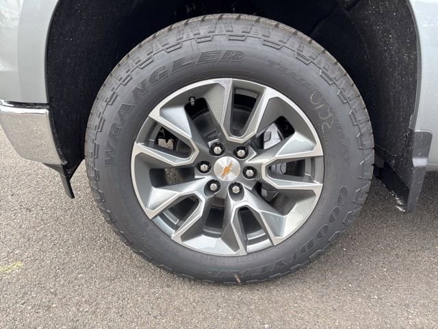 2026 Chevrolet Silverado 1500 LT - Photo 14