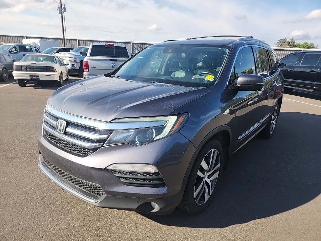 Used 2016 Honda Pilot Touring with VIN 5FNYF6H96GB081136 for sale in Twin Falls, ID