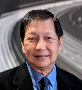 Staff member Arthur Dee from ae092c35bb69