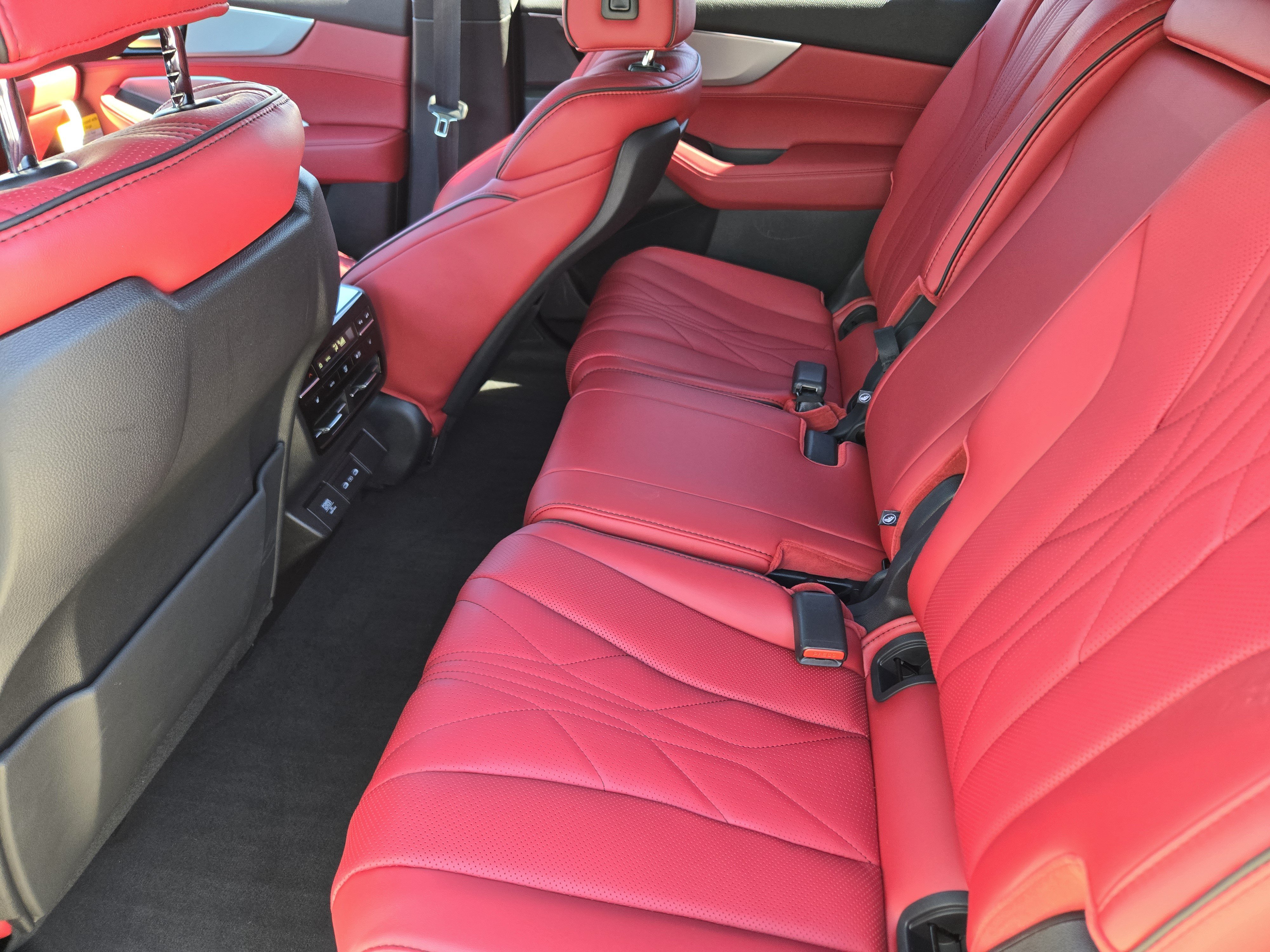2026 Acura MDX A-spec w/Advance Package - Photo 30