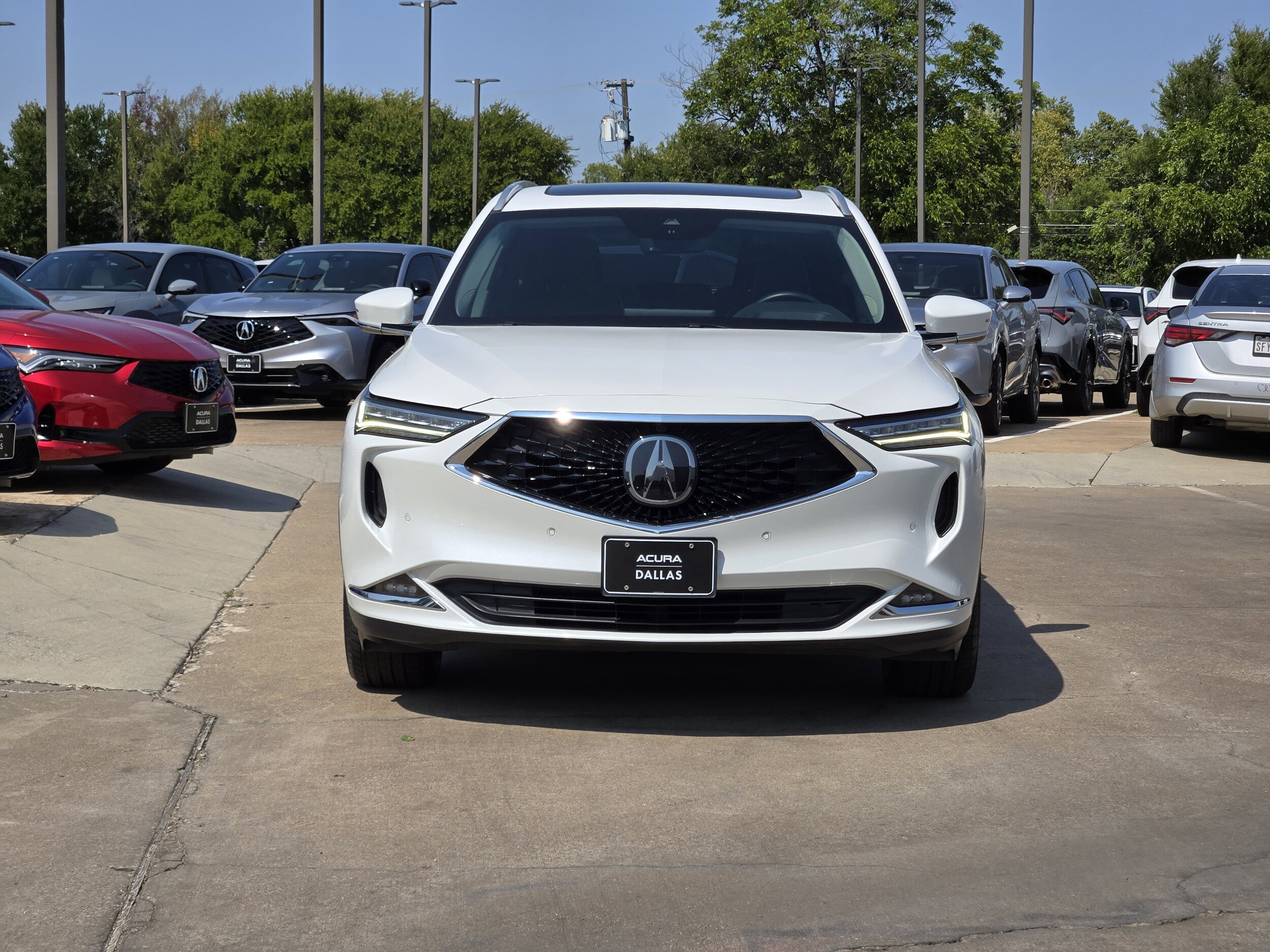 2023 Acura MDX SH-AWD Advance photo 2