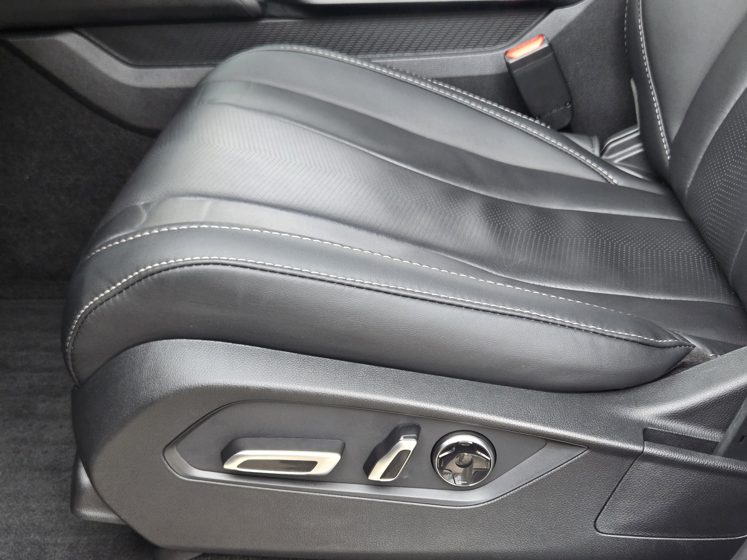 2026 Acura MDX Technology Package - Photo 24