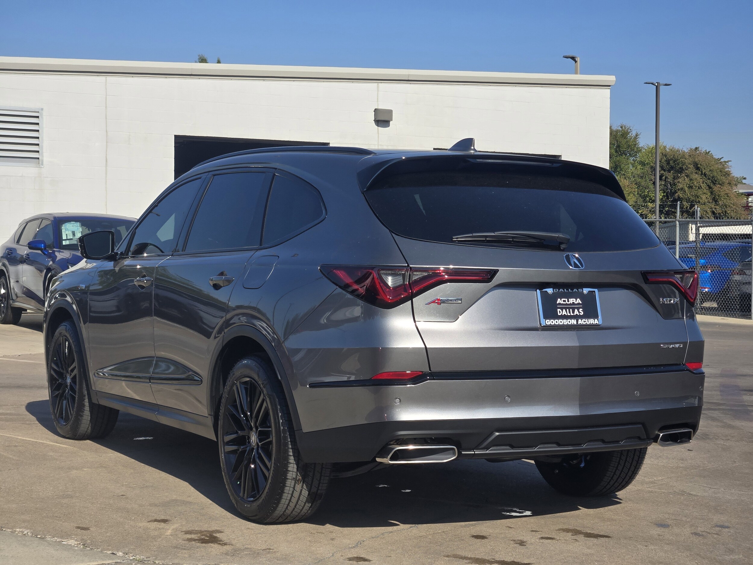 2026 Acura MDX SH-AWD A-Spec Advance photo 3