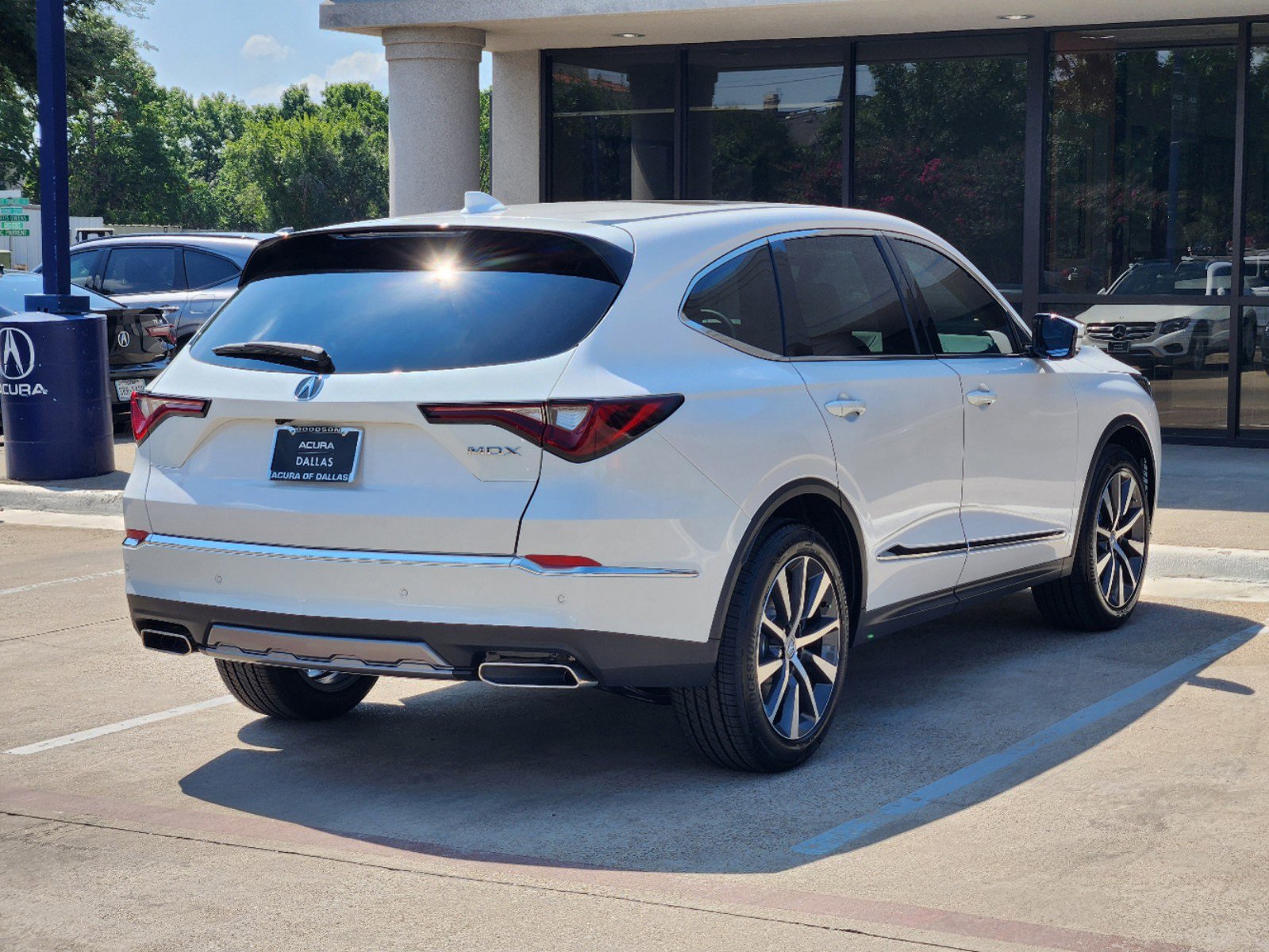 2025 Acura MDX Technology photo 3