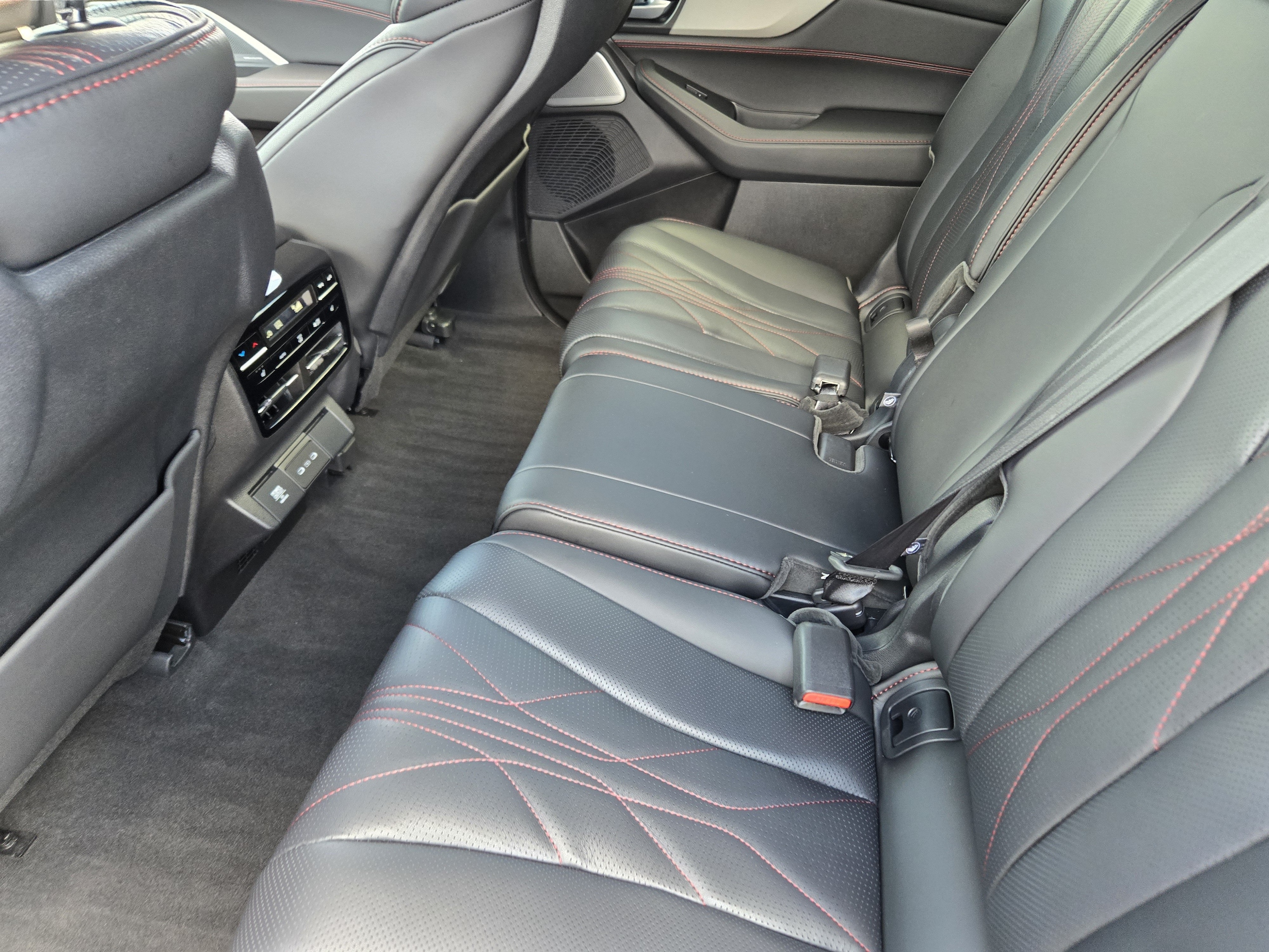 2026 Acura MDX A-spec w/Advance Package - Photo 31